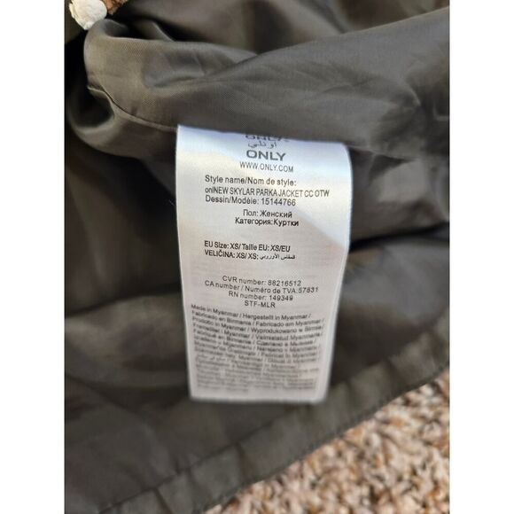 ONLY Women’s Hooded Utility Jacket XS Gray Lightweight Drawstring Casual Layer - Picture 10 of 11